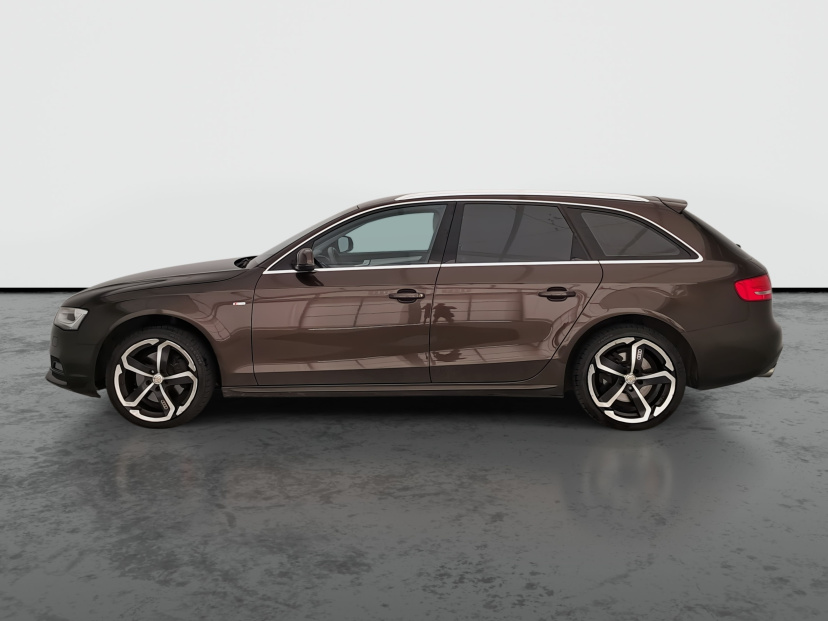 Audi A4, 2011