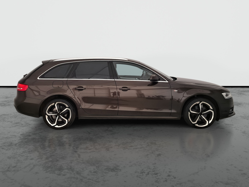 Audi A4, 2011