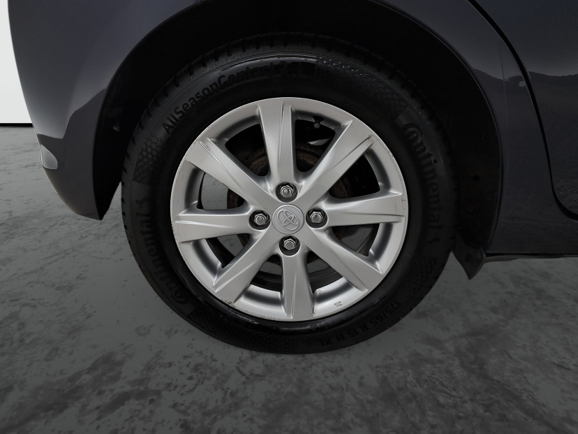 Toyota Yaris, 2013