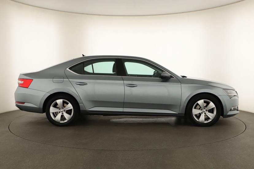 Škoda Superb, 2018