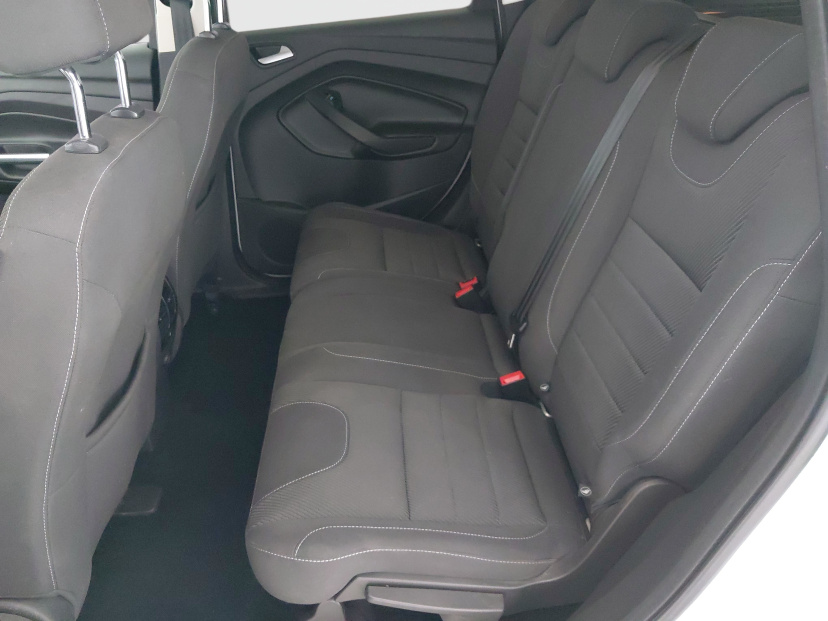 Ford Kuga, 2016