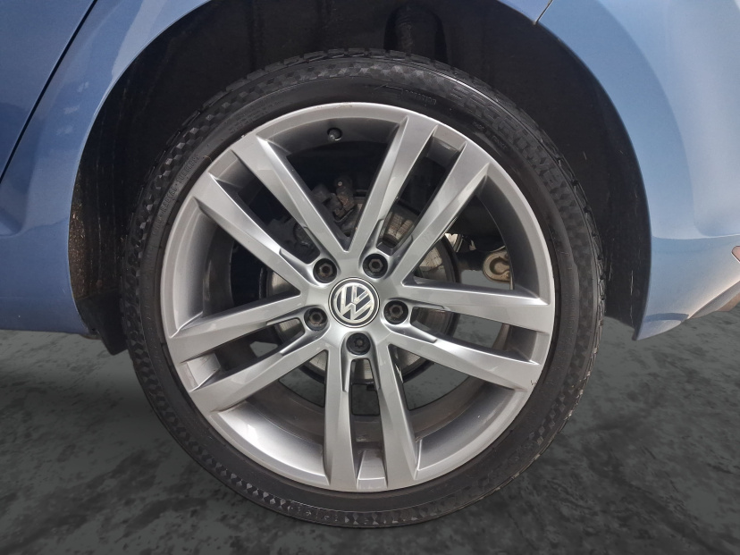 Volkswagen Golf, 2013
