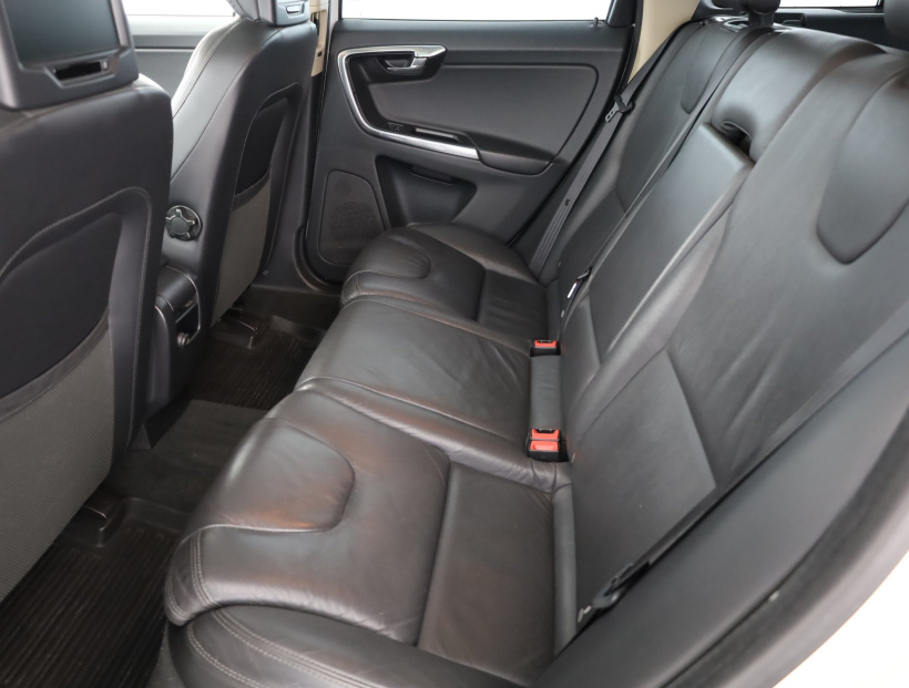 Volvo XC60, 2012