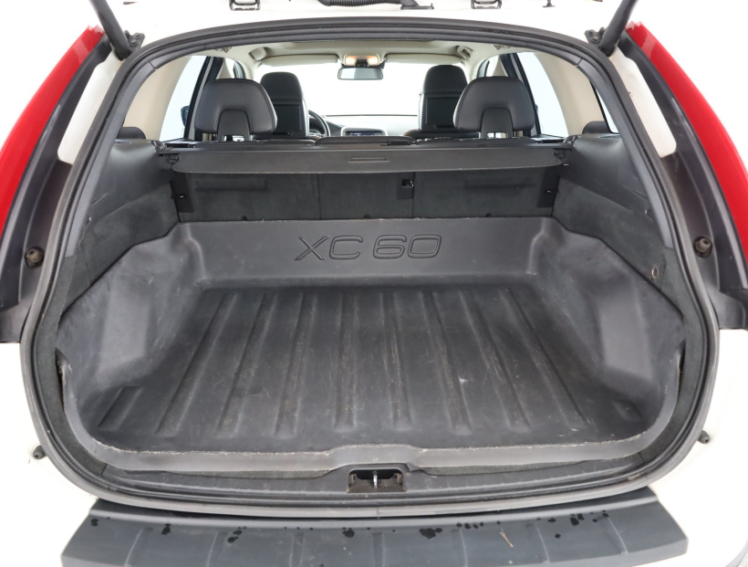 Volvo XC60, 2012