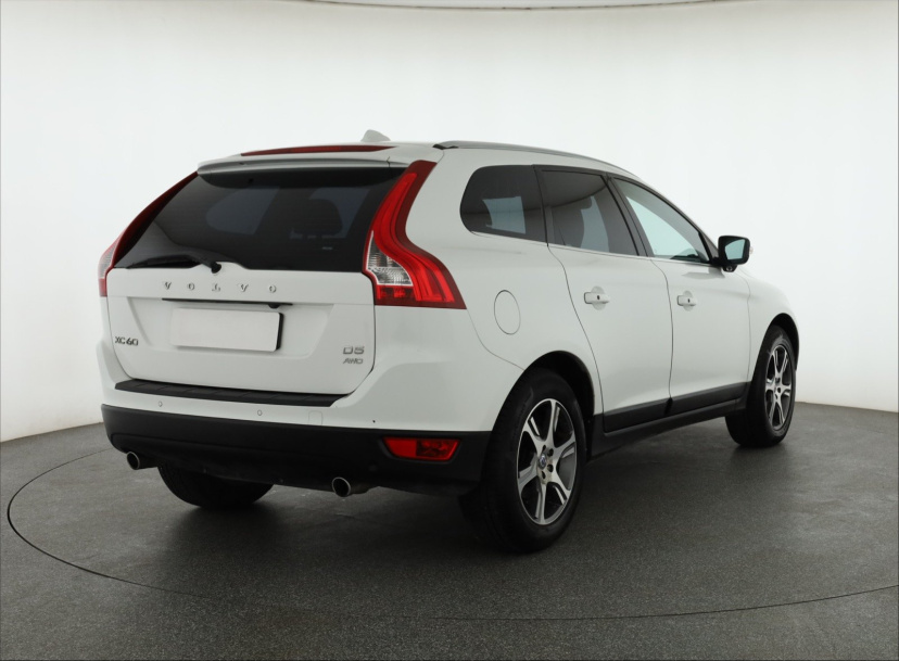 Volvo XC60, 2012