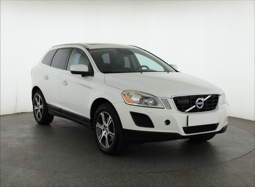 Volvo XC60, 2012