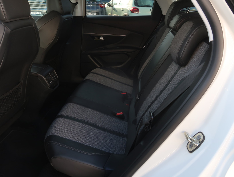 Peugeot 3008, 2017
