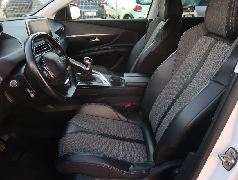 Peugeot 3008, 2017