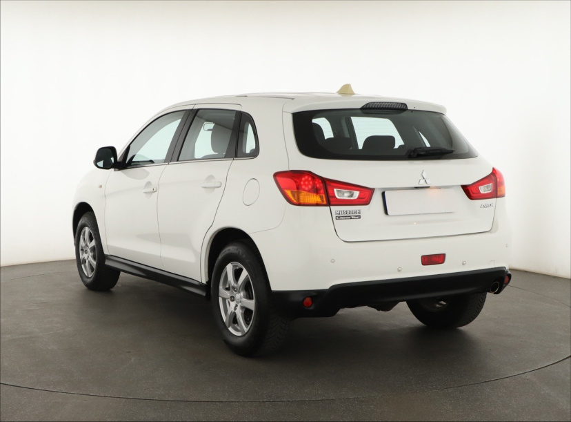 Mitsubishi ASX, 2015