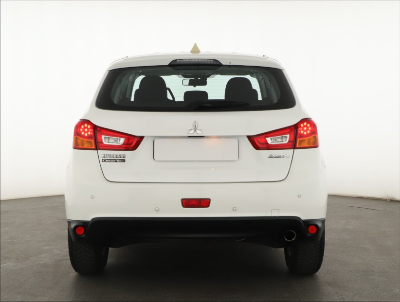 Mitsubishi ASX, 2015