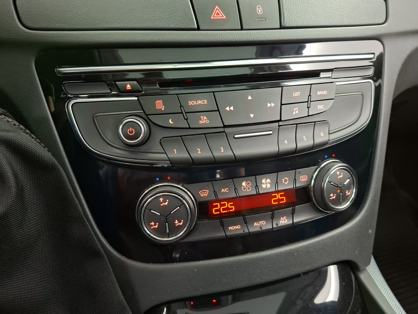 Peugeot 508, 2012