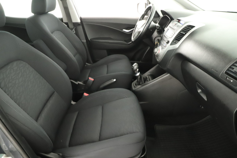 Hyundai ix20, 2011