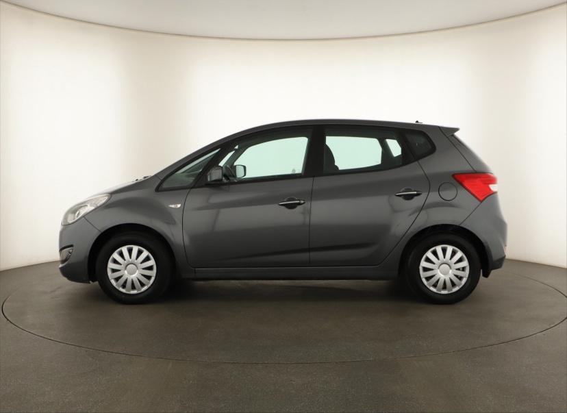 Hyundai ix20, 2011