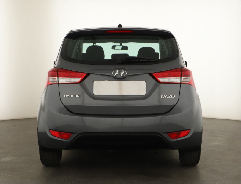 Hyundai ix20, 2011