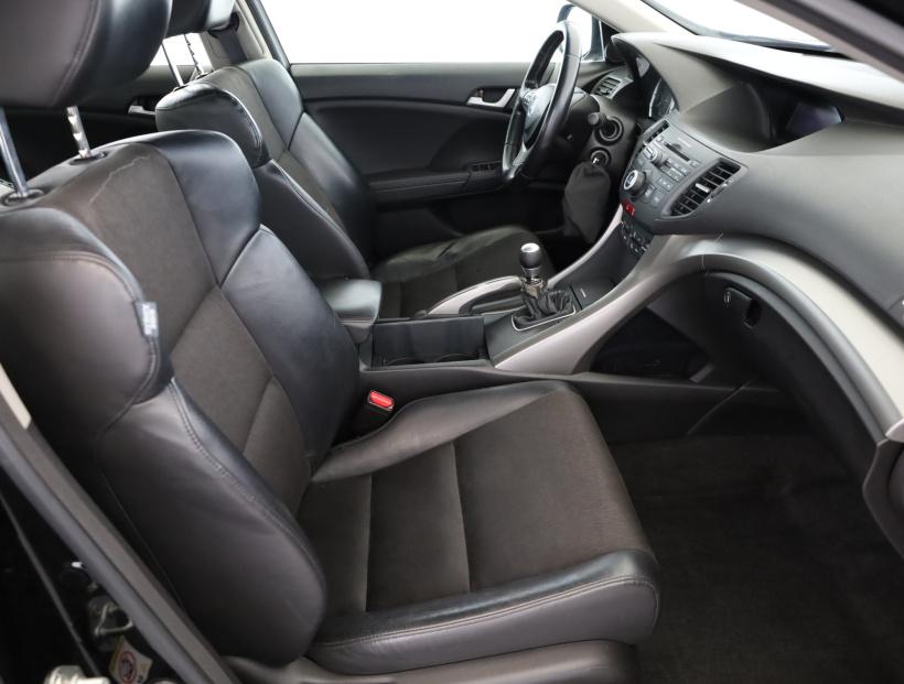 Honda Accord, 2011