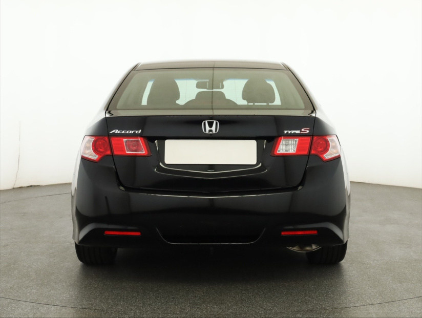 Honda Accord, 2011