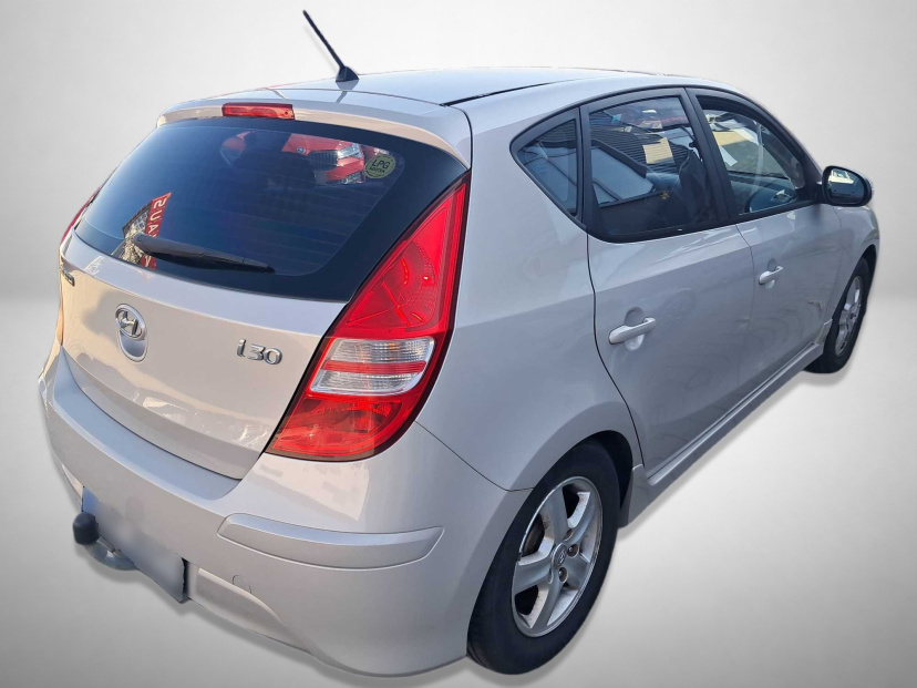 Hyundai i30, 2011