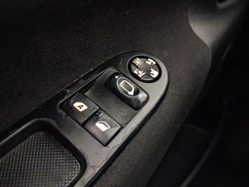 Peugeot 207, 2010