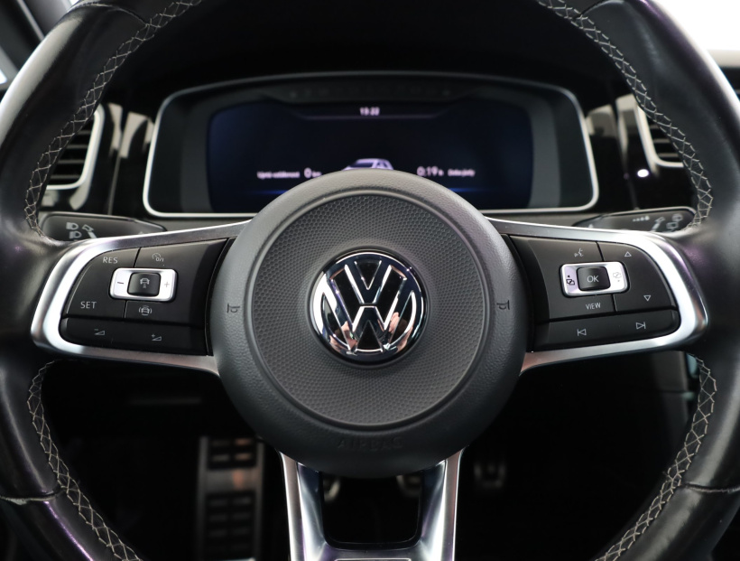 Volkswagen Golf, 2019