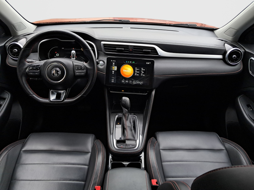 MG ZS SUV, 2024
