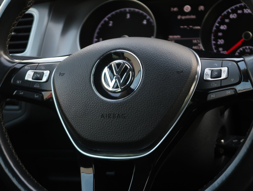 Volkswagen Golf, 2016