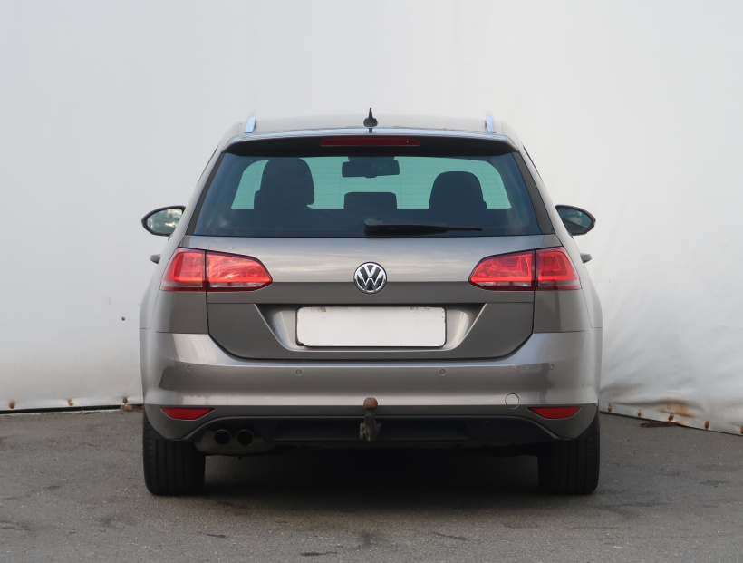 Volkswagen Golf, 2016