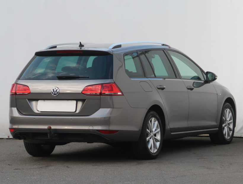 Volkswagen Golf, 2016