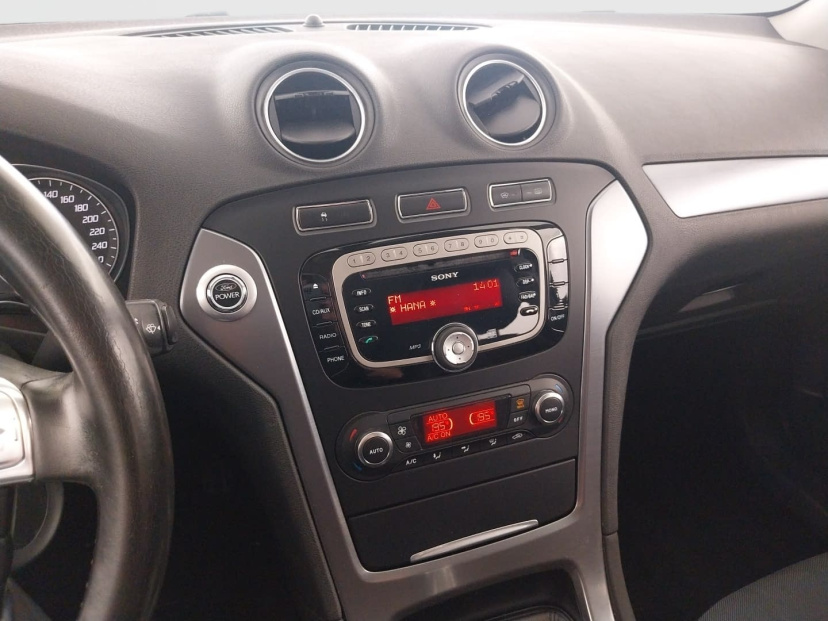 Ford Mondeo, 2011