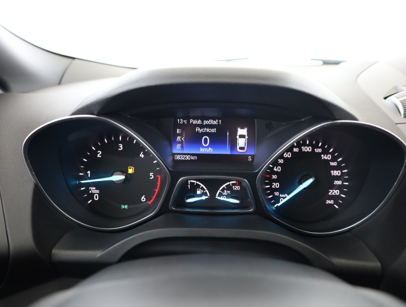 Ford Kuga, 2020