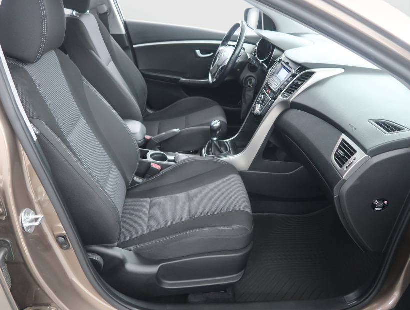 Hyundai i30, 2015
