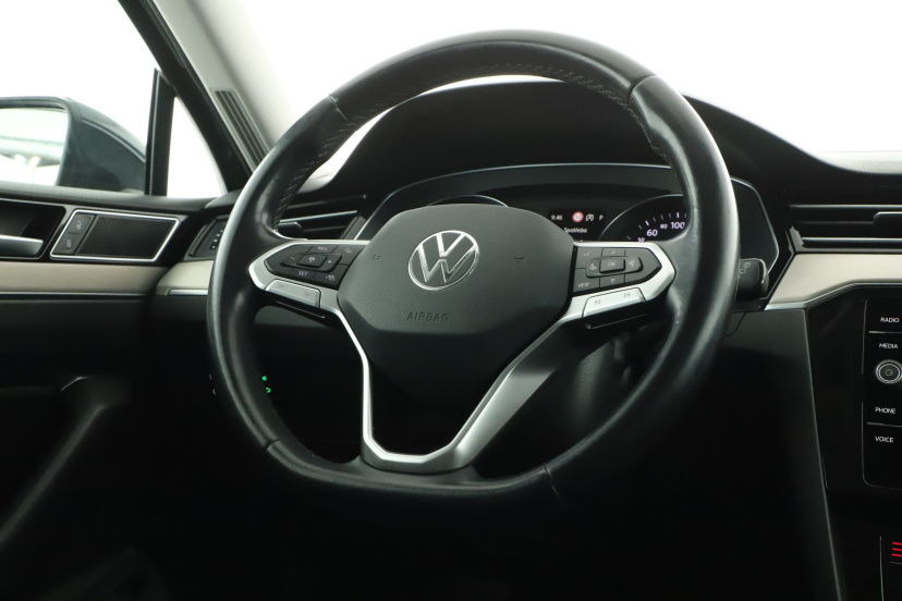 Volkswagen Passat, 2020