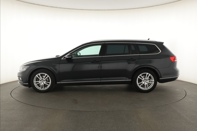 Volkswagen Passat, 2020