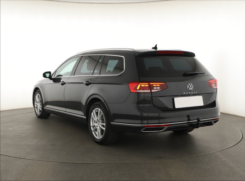 Volkswagen Passat, 2020
