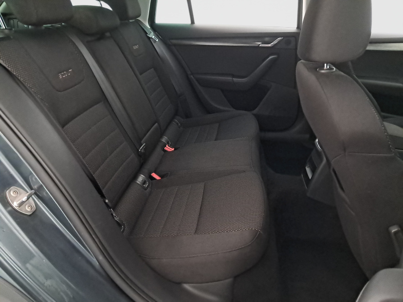 Škoda Octavia Scout, 2014