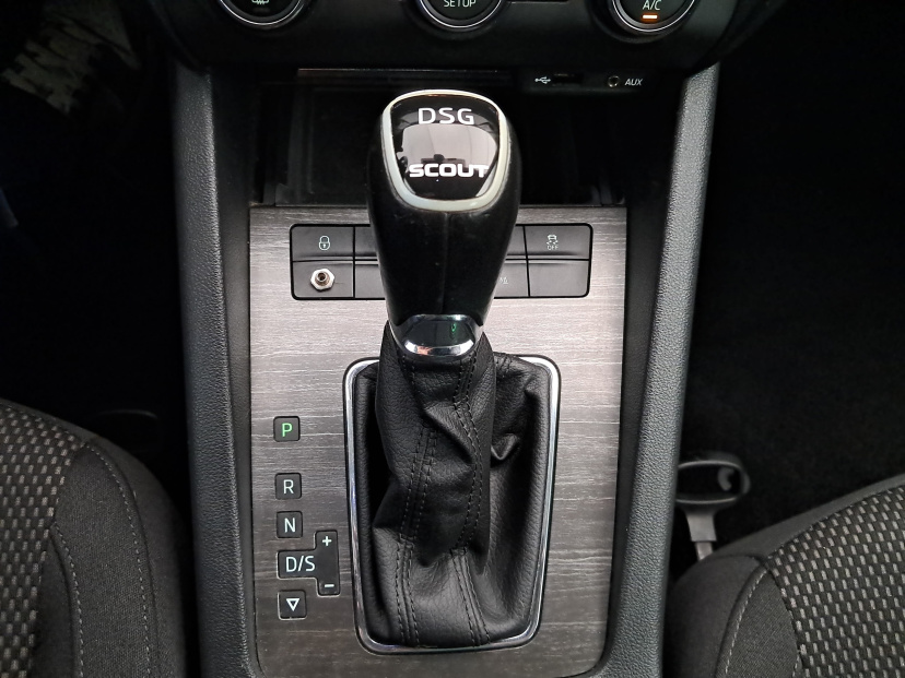 Škoda Octavia Scout, 2014