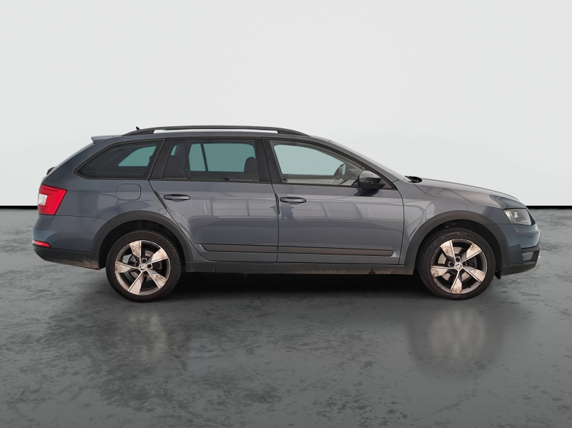 Škoda Octavia Scout, 2014
