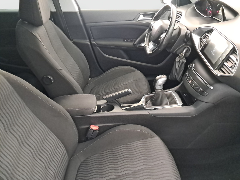Peugeot 308, 2013