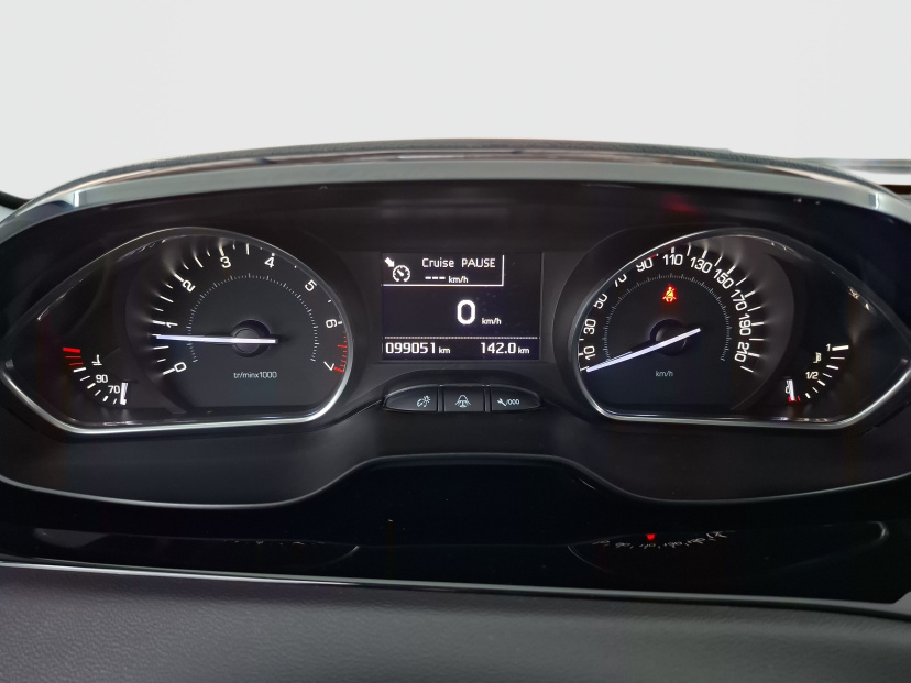 Peugeot 208, 2015