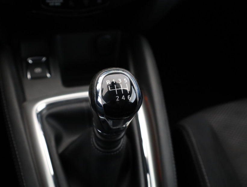 Nissan Qashqai, 2016