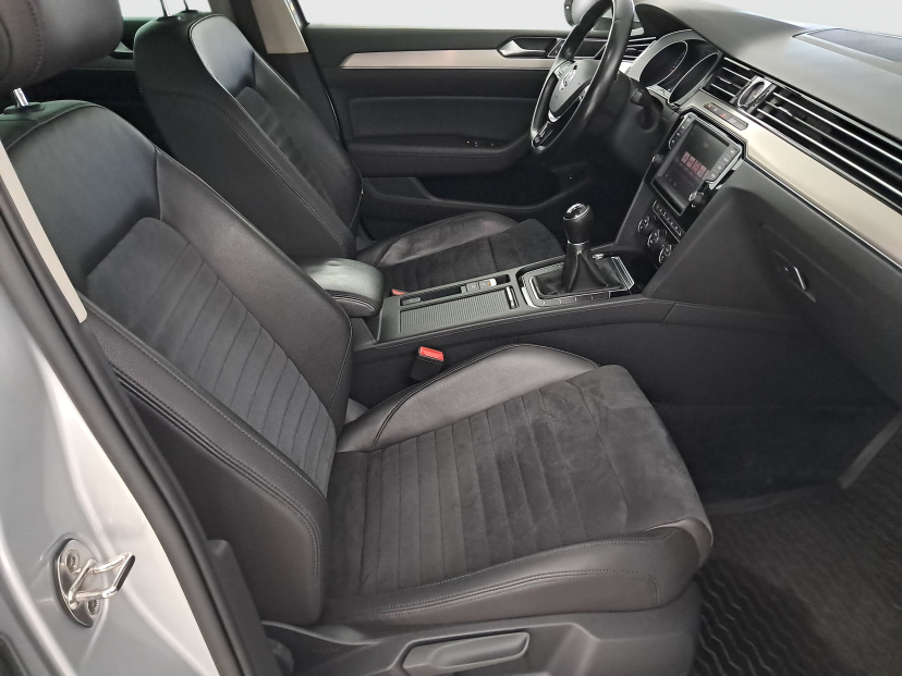 Volkswagen Passat, 2015