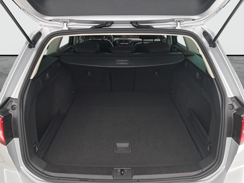 Volkswagen Passat, 2015