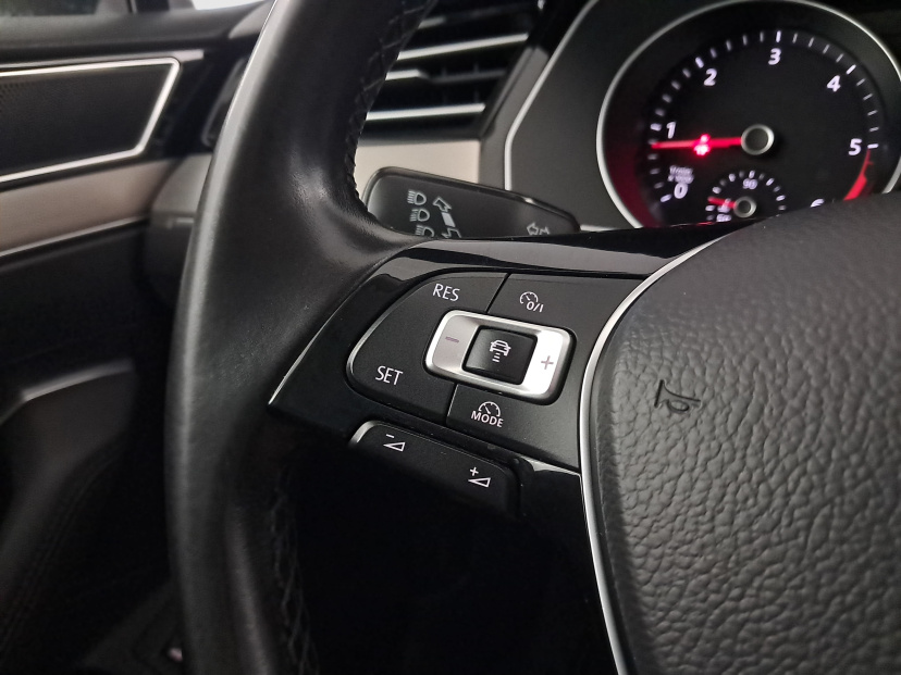 Volkswagen Passat, 2015