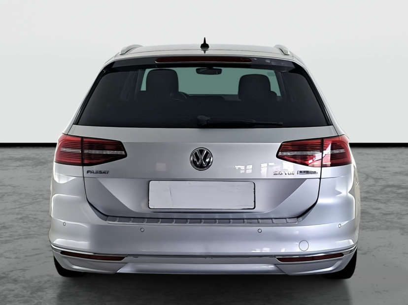 Volkswagen Passat, 2015