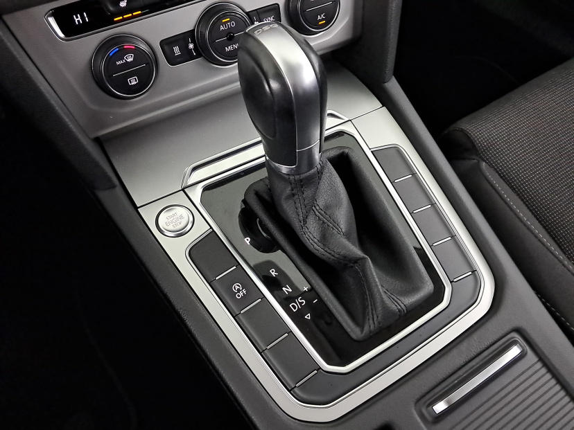 Volkswagen Passat, 2019