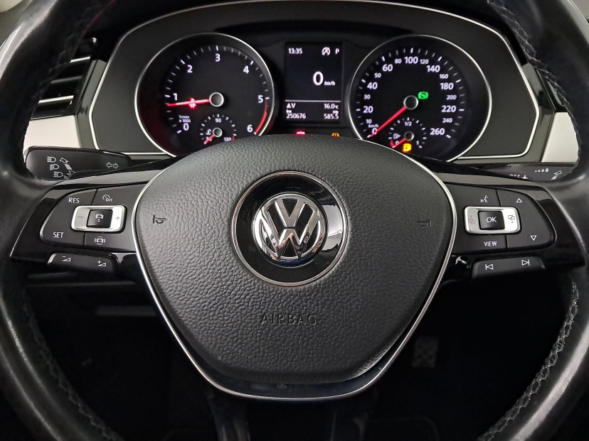 Volkswagen Passat, 2019