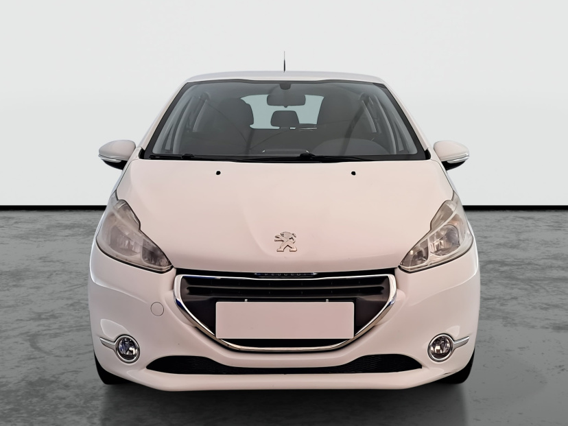 Peugeot 208, 2013