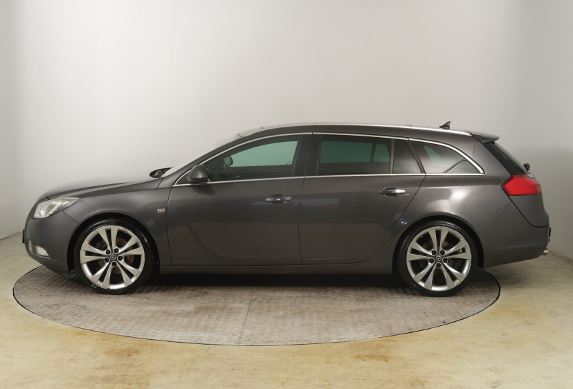 Opel Insignia, 2010