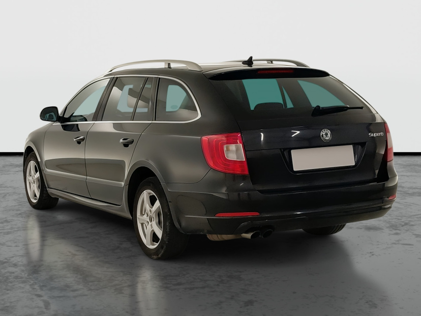 Škoda Superb, 2013