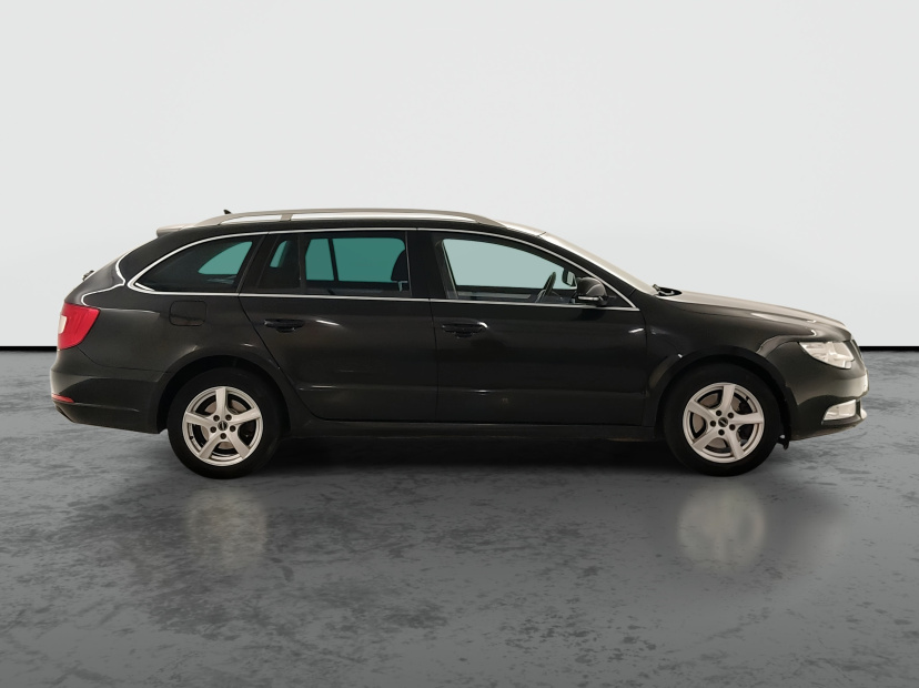 Škoda Superb, 2013