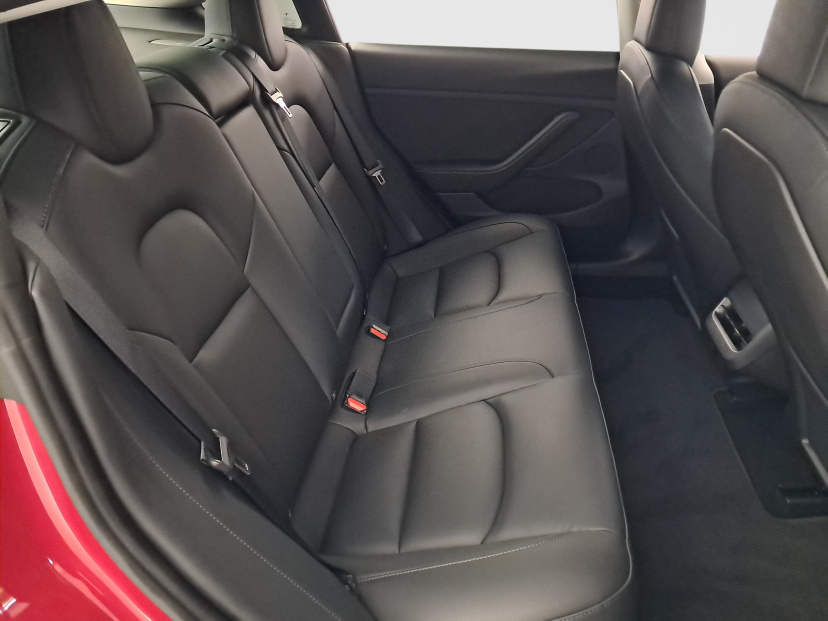 Tesla Model 3, 2021